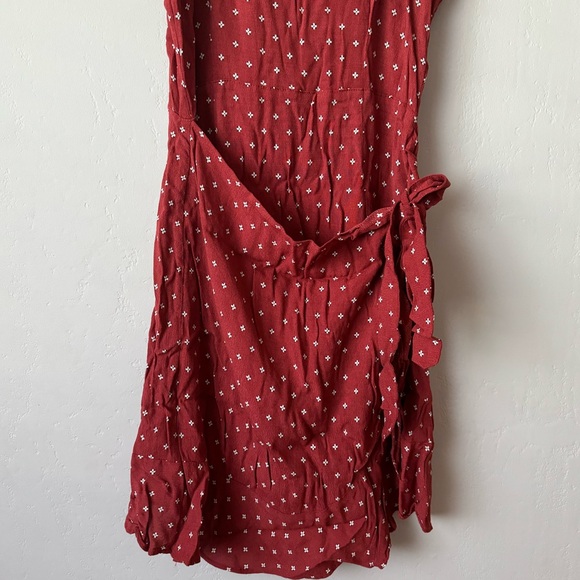 Abercrombie Red Wrap Dress - Picture 4 of 5